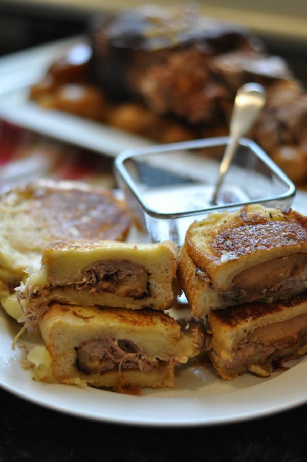 One of my favorite weeknight meals! Grilled Bacon and Pimento Cheese Sandwiches recipe made simple with buttery Texas Toast and served with Tomato Soup. https://diningwithalice.com/weeknight-meals/grilled-bacon-and-pimento-cheese-sandwiches/