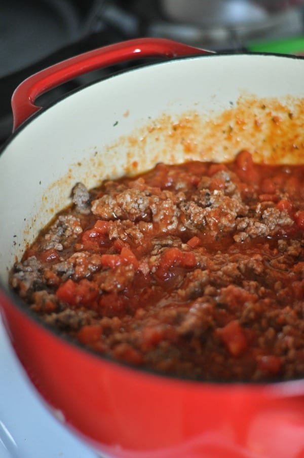 This Bacon Cheeseburger Pasta Bake recipe is an easy and cheesy casserole made with ground beef that is kid-friendly and a perfect family weeknight meal with leftovers.  https://diningwithalice.com/weeknight-meals/bacon-cheeseburger-pasta-bake/