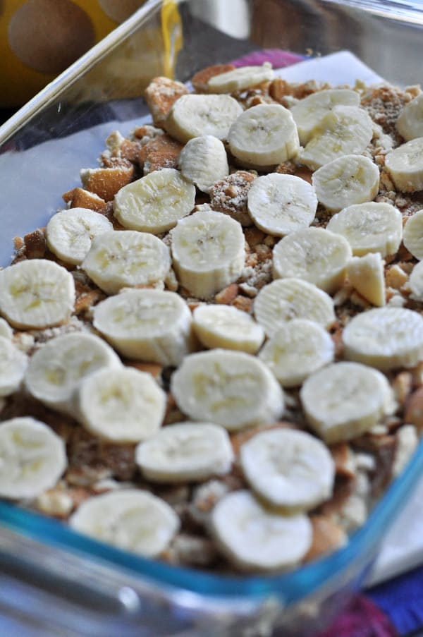 Quick banana pudding recipe displayed with fresh bananas and Nilla wafers